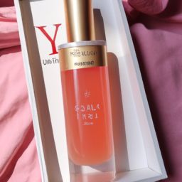 YSL口红水蜜桃色号60601K：魅力色彩的时尚演绎与应用解析